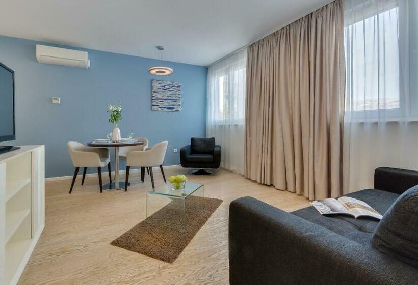带1个卧室的舒适公寓, Bb Residence