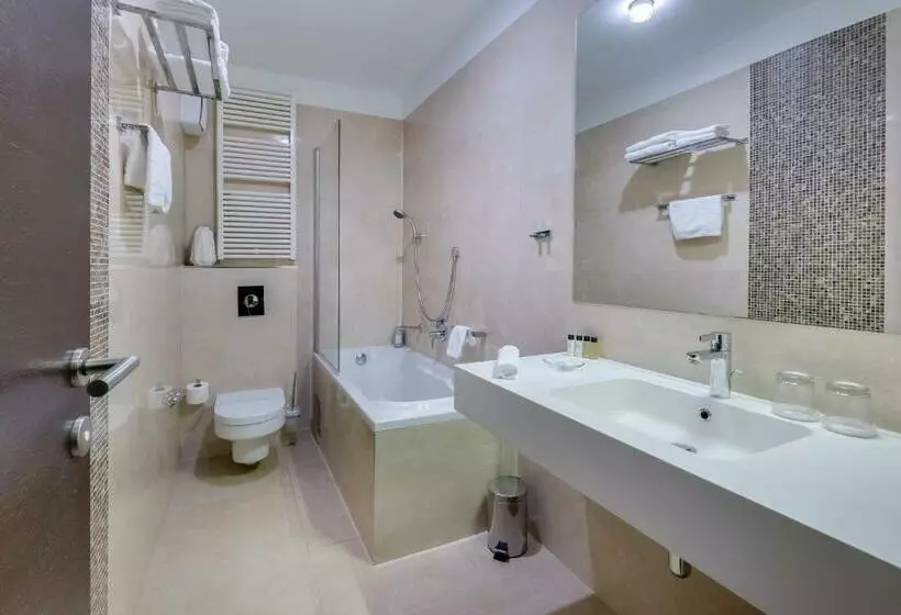 Apartament 1 Dormitori, Bb Residence