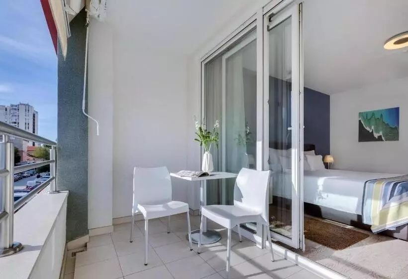 Habitació Estàndard amb Balconada, Bb Residence