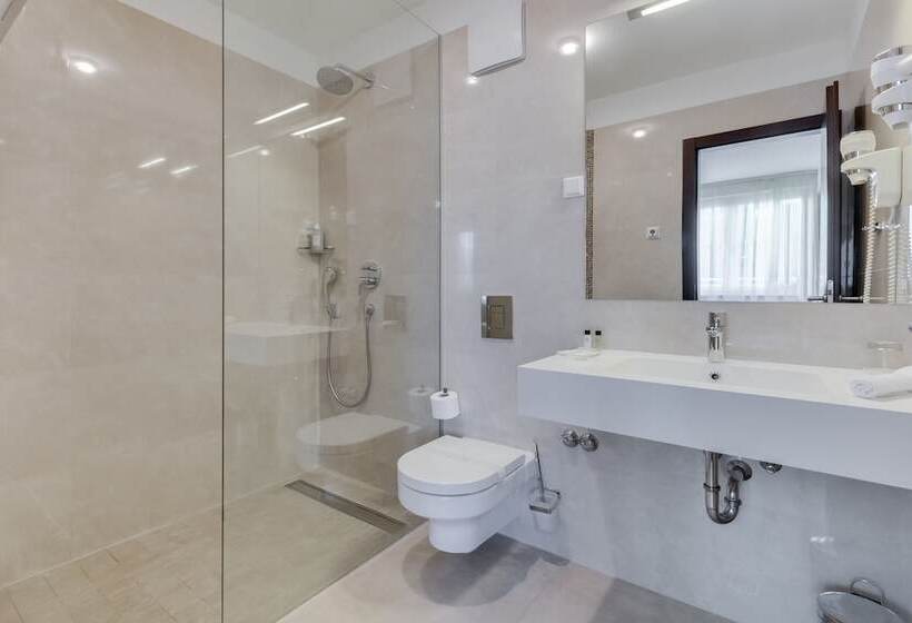 غرفة قياسية مزوَّدة بشُرفة, Bb Residence