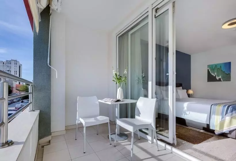 Habitació Estàndard amb Balconada, Bb Residence