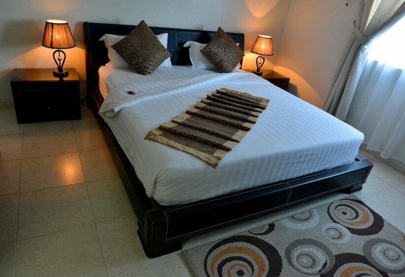 스탠다드 스튜디오, Four Seasons Hotel Apartments