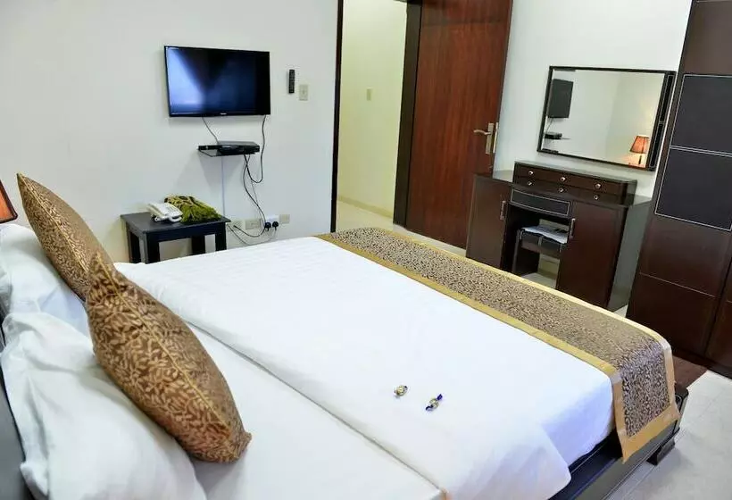 Standard-studio, Four Seasons Hotel Apartments