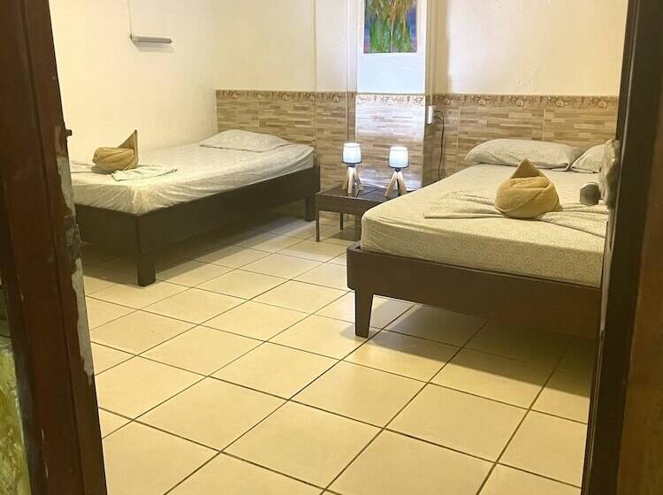 غرفة قياسية, Aurora