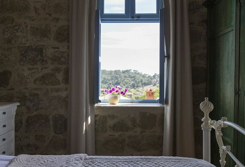 Deluxe Rum Trädgårdsutsikt, İda Blue Adatepe