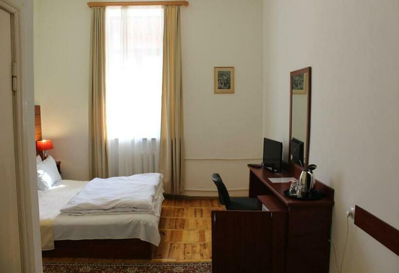 Номер Стандарт, Diligence Hotel & Restaurant