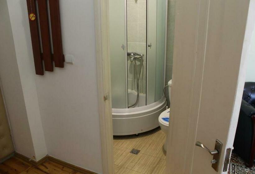 Номер Стандарт, Diligence Hotel & Restaurant