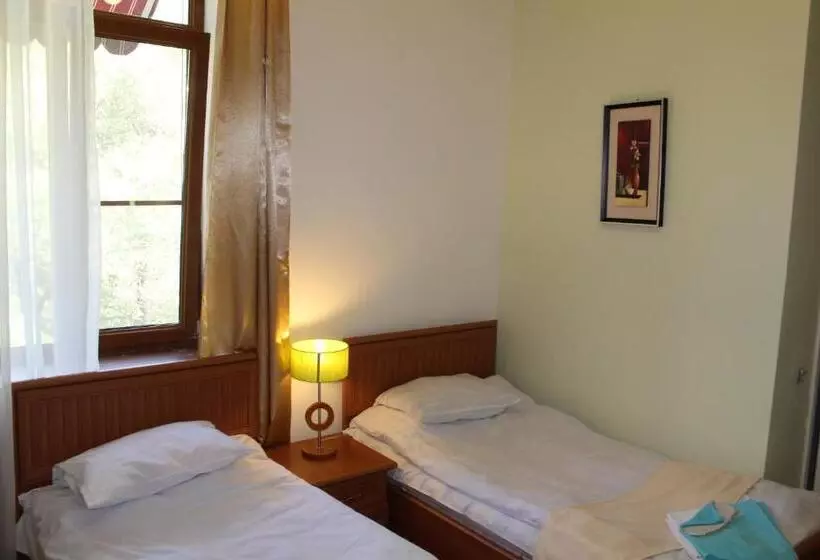 スタンダード４人部屋, Diligence Hotel & Restaurant