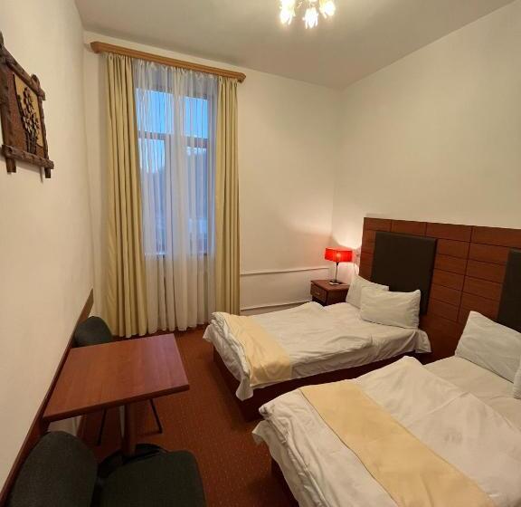 Номер Комфорт, Diligence Hotel & Restaurant