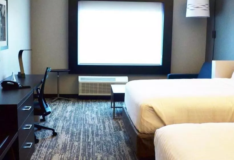 スイート, Holiday Inn Express & Suites   Jacksonville W   I295 And I10, An Ihg