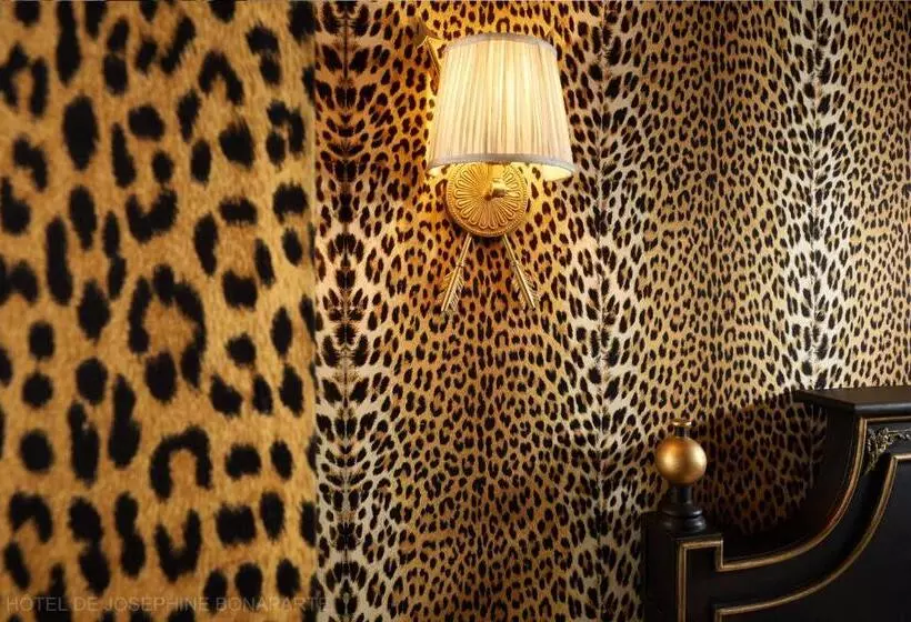 Chambre Classique, Hôtel De Joséphine Bonaparte