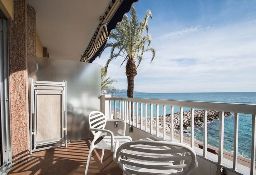 חדר סטנדרט נוף לים עם מרפסת, Le Dauphin