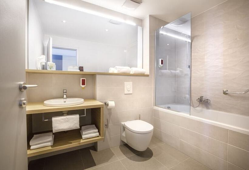 발코니가 있는 바다 전망 수피리어 룸, Ičići   Liburnia