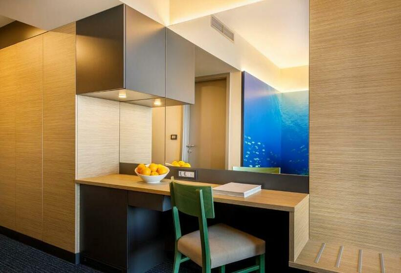 발코니가 있는 바다 전망 수피리어 룸, Ičići   Liburnia