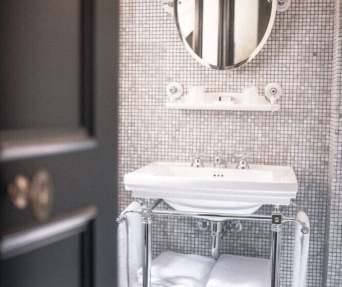 اتاق سوپریور, Hôtel De Joséphine Bonaparte