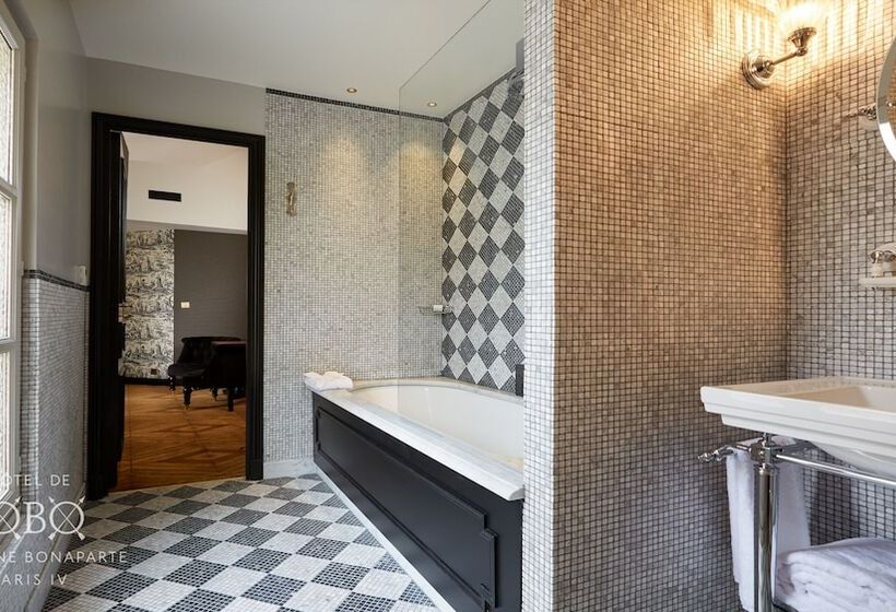 سوییت جونیور, Hôtel De Joséphine Bonaparte