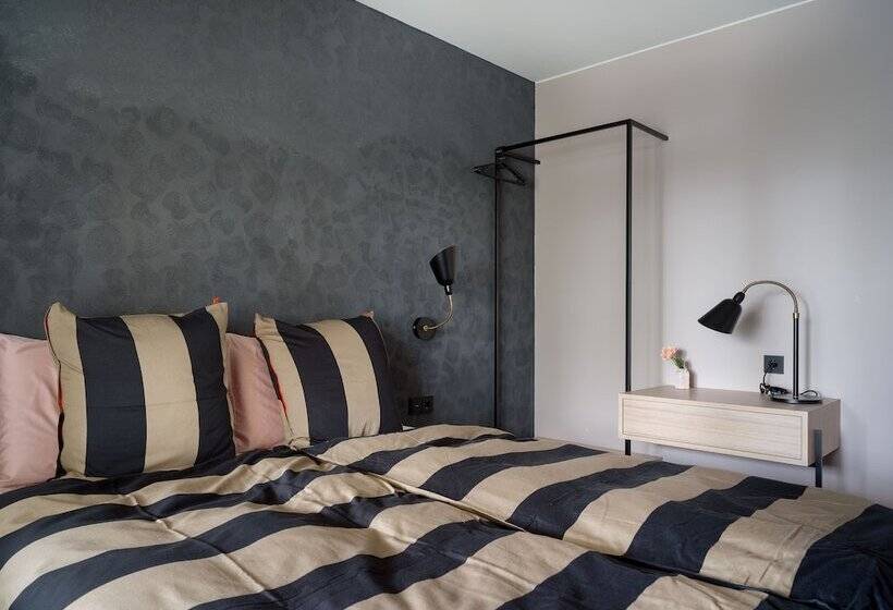 اتاق استاندارد, Lotus