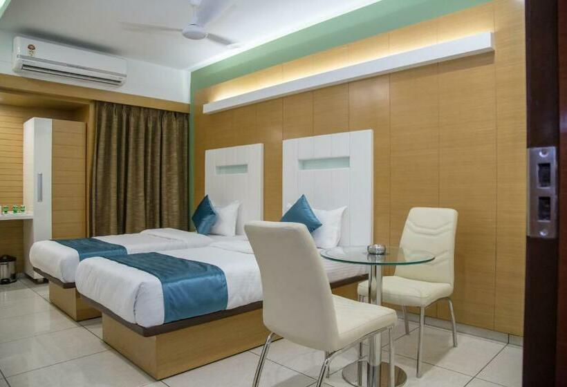 اتاق اجرایی, Orange International