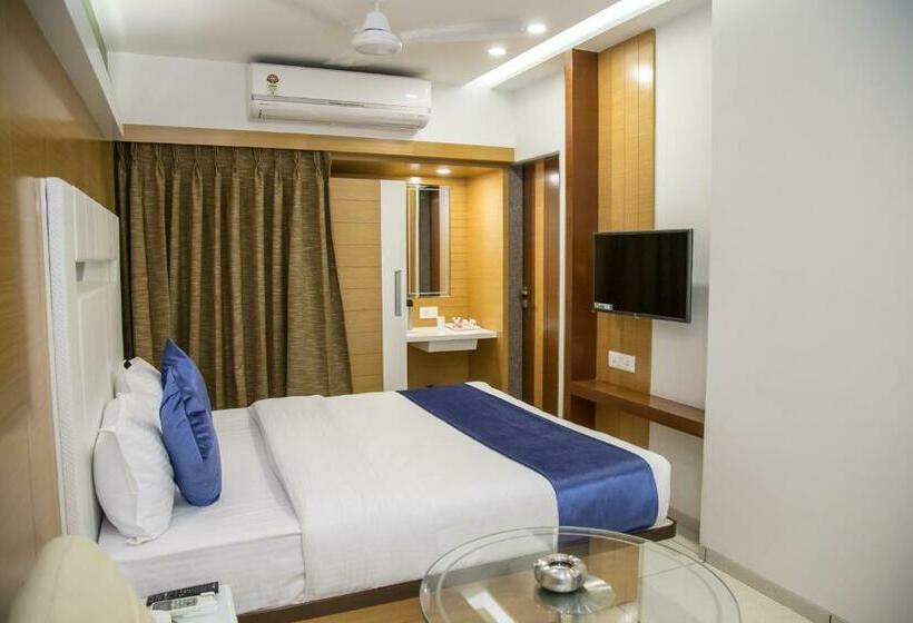 اتاق لوکس, Orange International