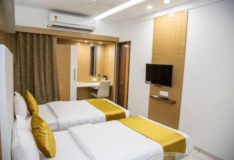 اتاق اجرایی, Orange International