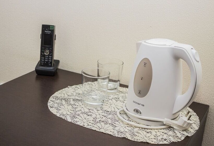 חדר סטנדרט, Ostrovsky