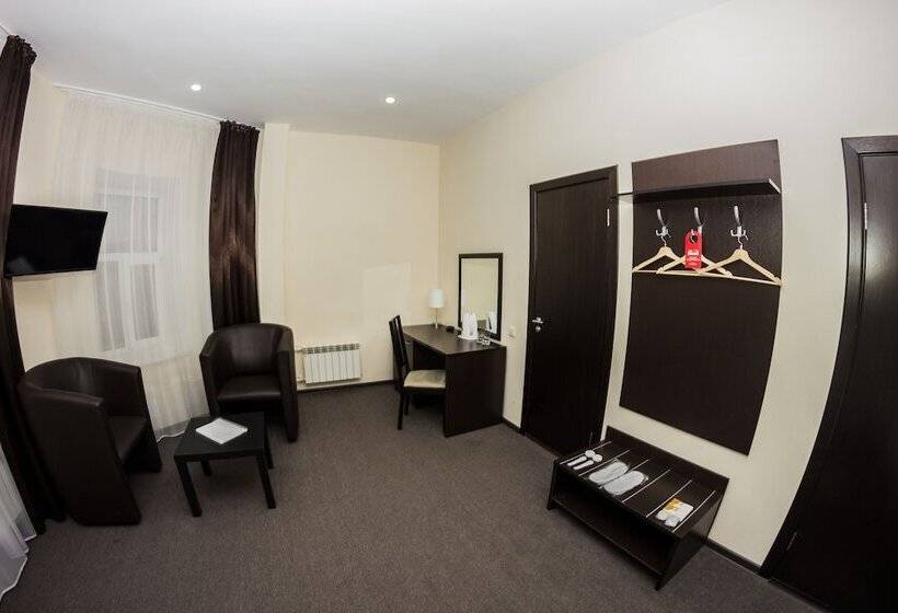 חדר סופריור, Ostrovsky