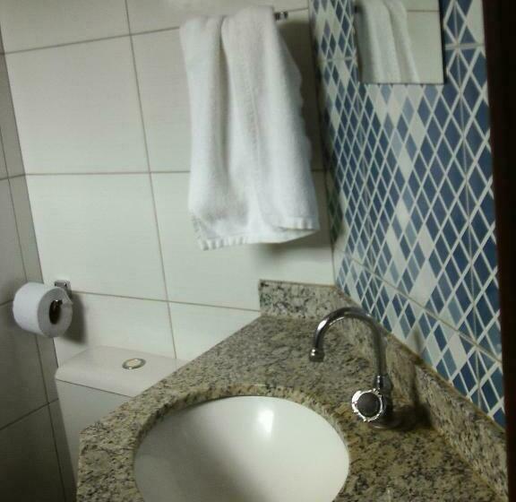 Quarto Familiar, Pousada Lua De Tomate
