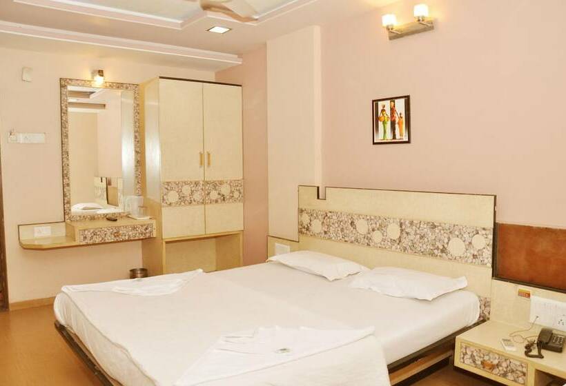 חדר דלוקס, Sai Suraj Palace