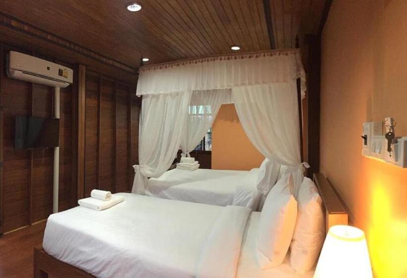 Трехместный Номер Superior Вид на Сад, Sukhothai Garden