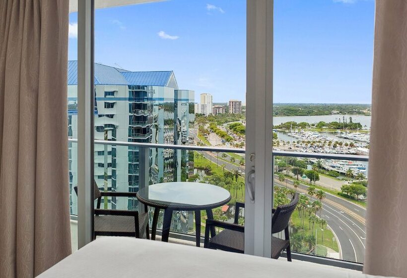 استوديو إدارى, The Westin Sarasota