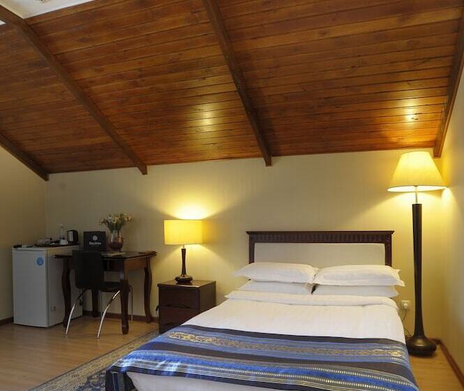 اتاق استاندارد یک نفره, Tianshan