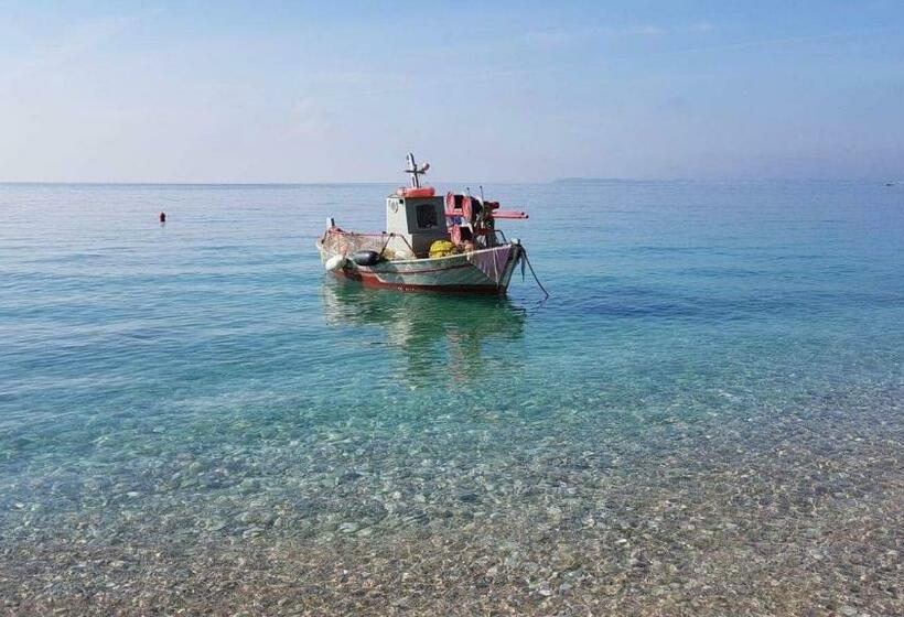 带1个卧室的公寓, Krouzeri Beach Apartments