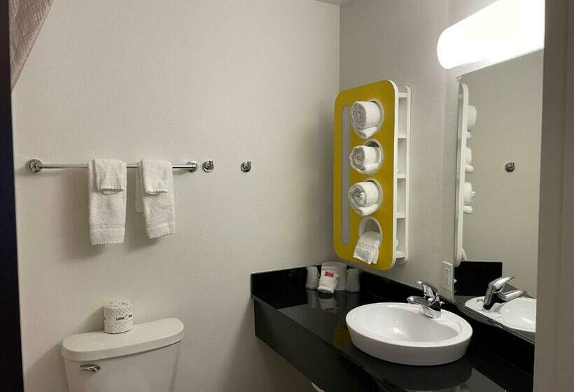 ２ダブルベッドのスタンダードルーム, Baymont By Wyndham Williston