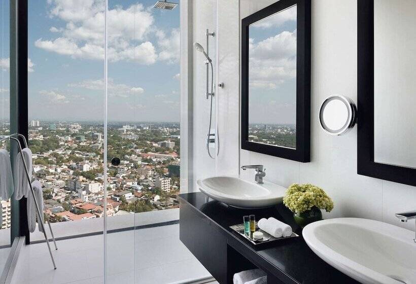 Полулюкс, Nh Collection Colombo