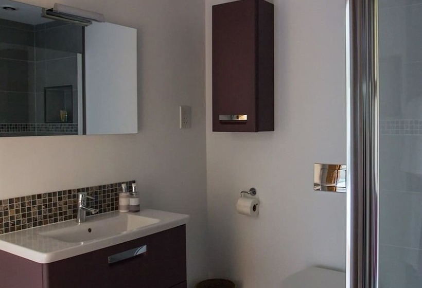 Номер Премиум, Holywell Bay B&b