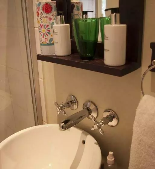 キングサイズベッドのスタンダードルーム, Tancredi B&b