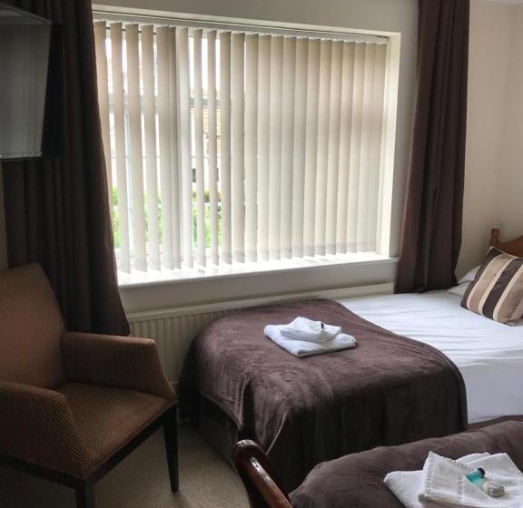 غرفة عائلية, The Old Pound Inn