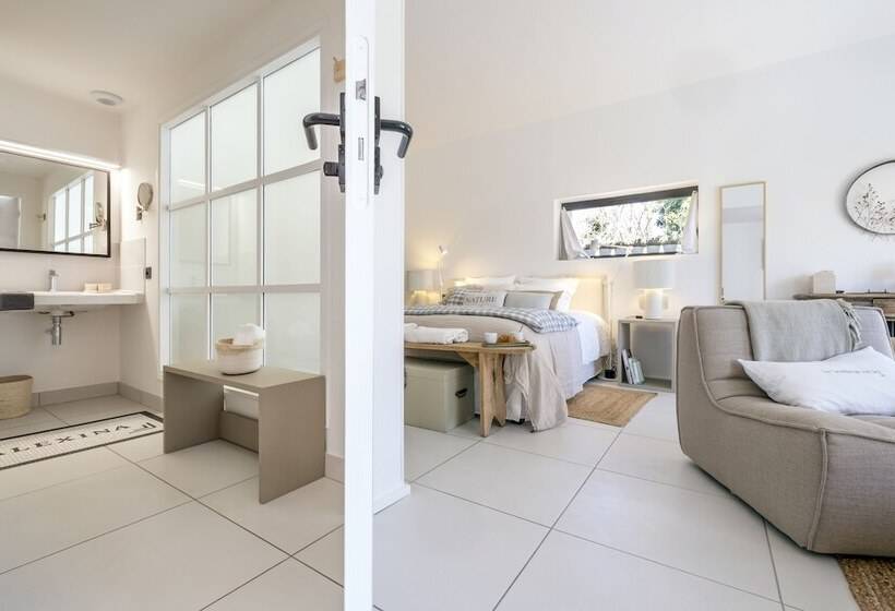 חדר סטנדרט לשלושה עם טרסה, B&b Le Carré 1705