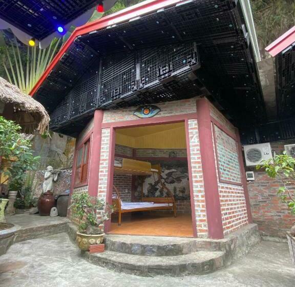 بانگلوی استاندارد, Cat Ba Mountain View Homestay