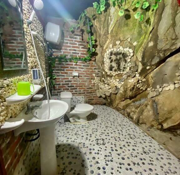 بانگلوی استاندارد, Cat Ba Mountain View Homestay