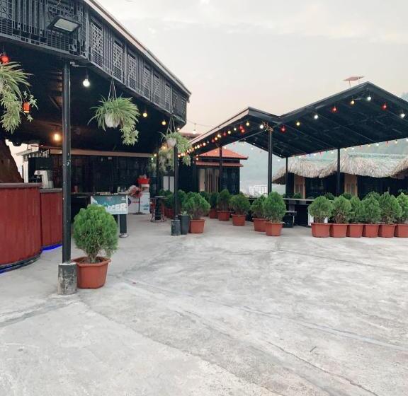 Deluxe Room Mountain View, Cat Ba Mountain View Homestay