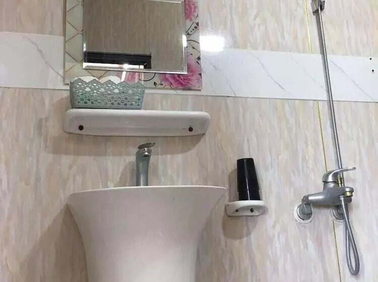 اتاق لوکس, Cat Ba Mountain View Homestay