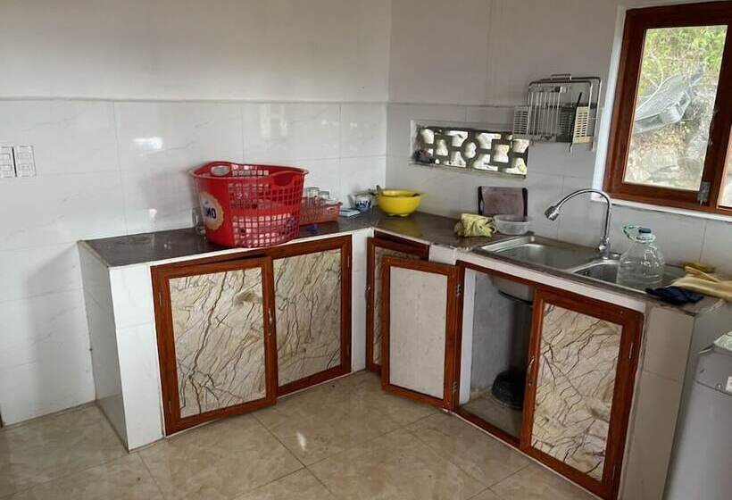 اتاق لوکس, Cat Ba Mountain View Homestay