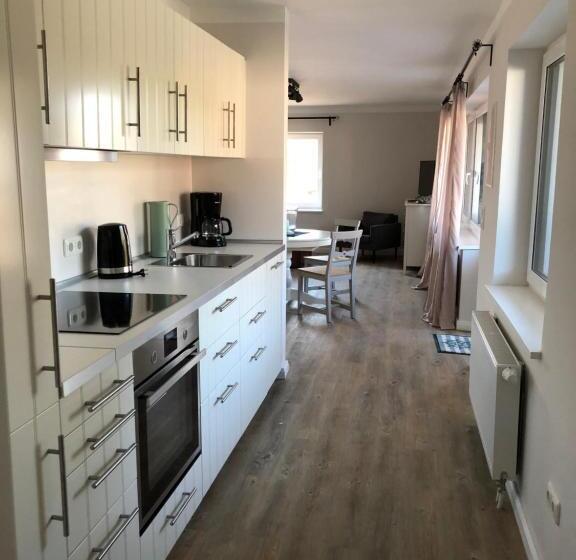 テラス付き1ベッドルームアパートメント, & Ferienunterkünfte Hus Seeblick