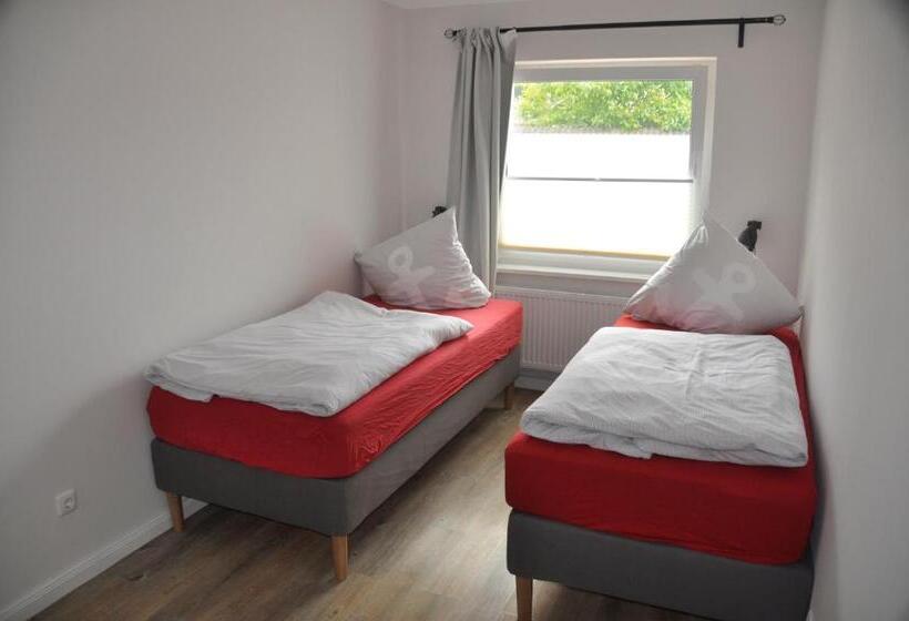 庭の見える1ベッドルームアパートメント, & Ferienunterkünfte Hus Seeblick