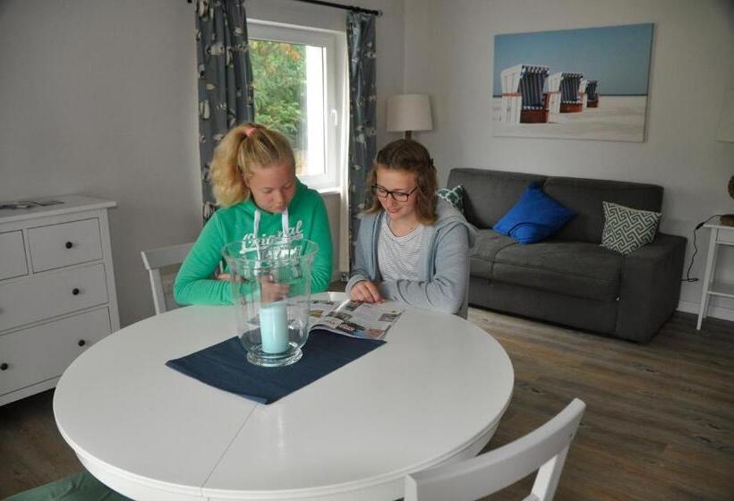 庭の見える1ベッドルームアパートメント, & Ferienunterkünfte Hus Seeblick