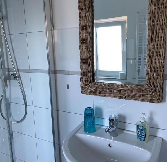 バルコニー付き1ベッドルームアパートメント, & Ferienunterkünfte Hus Seeblick