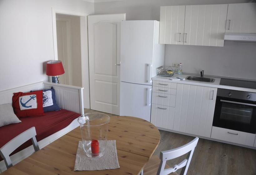 庭の見える1ベッドルームアパートメント, & Ferienunterkünfte Hus Seeblick