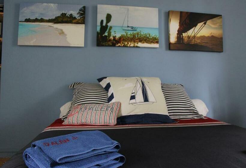 스탠다드 룸, La Tocade Del Arte   Dinan