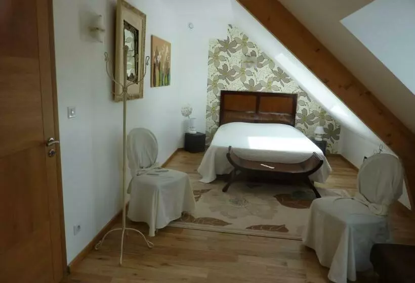 اتاق استاندارد, Les Chambres D Oriane
